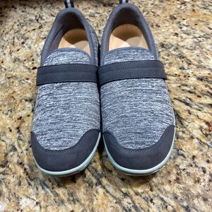 Women’s orthofeet shoes wide width